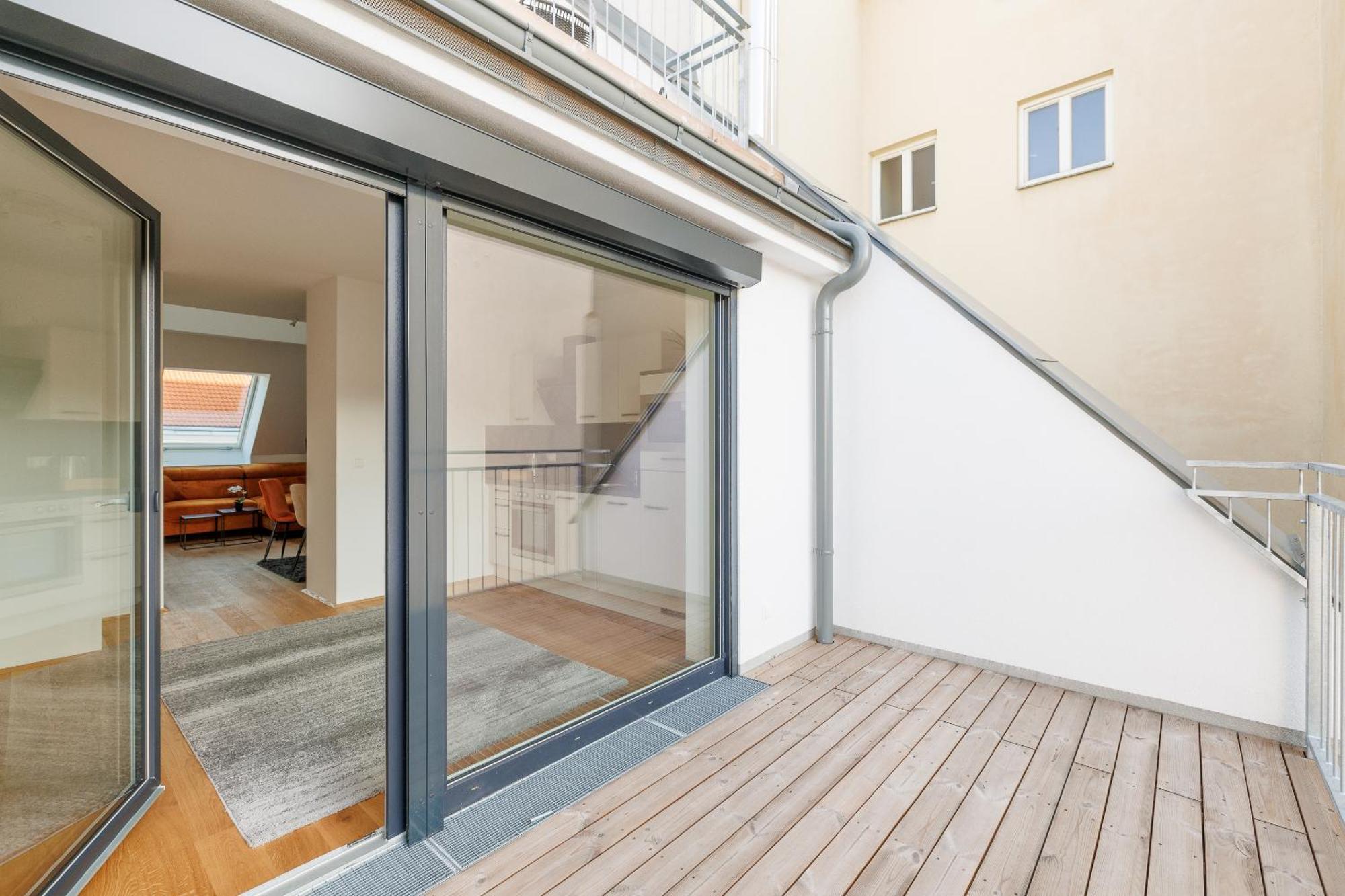 Symphony Apartments 42 - Modern Loft With Terrace And Grill In Central Location Wien Ngoại thất bức ảnh